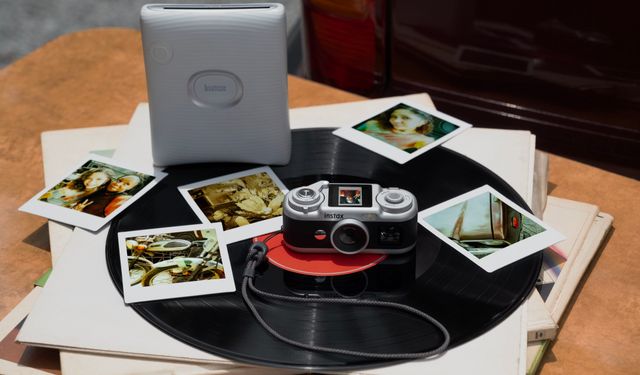 Fujifilm, Yeni Dijital Kamera instax Pal 2’yi Tanıttı