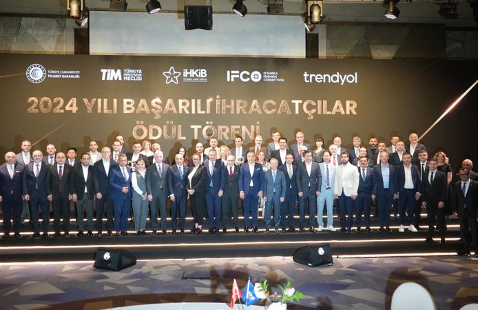 Hazır Giyim Sektörünün İhracat Yıldızları Ödüllerine Kavuştu