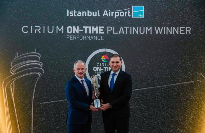Cirium’dan İGA’ya Platin Ödül