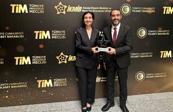 Kimpur, “İhracatın Yıldızları” Ödül Töreninde Bir Kez Daha Zirvede