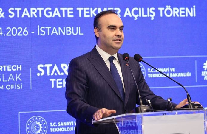 Bakan Kacır: “Türk Gençliği Dünyanın En İyi Teknoloji Ürünlerini Geliştirecek Güce Sahip”