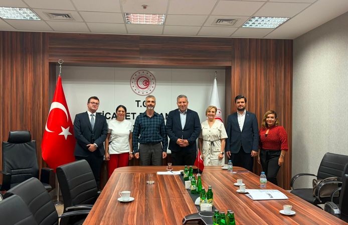 Türk Kozmetik Sektöründe Kamu ile Stratejik İş Birliği Güçleniyor