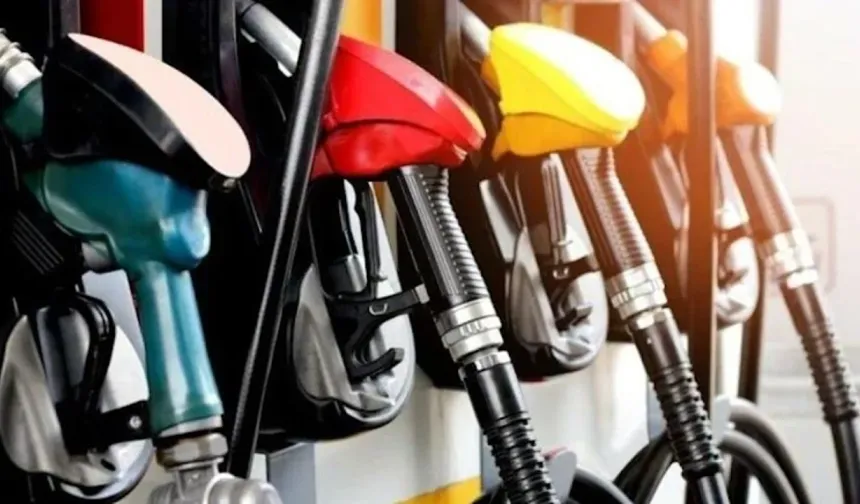 EPDK  duyurdu: Motorin ve benzinin litre fiyatına indirim geliyor!