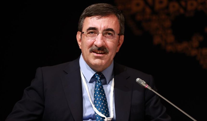 Cevdet Yılmaz: Türkiye ekonomisi krizlere rağmen dayanıklı