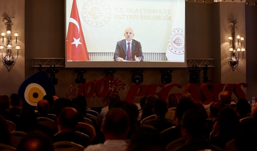 Ulaştırma ve Altyapı Bakanı Uraloğlu: "8,6 Triyon Dolar Ticaret Hacmi Bulunan 67 Ülkenin Merkezindeyiz"
