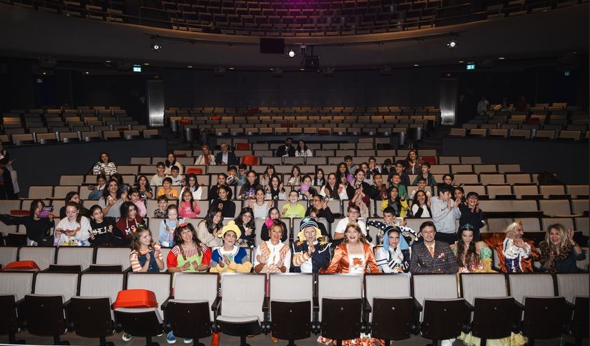 “İlk Tiyatrom, İlk Konserim” Projesi ile binlerce genç ve çocuk sanatla buluşuyor