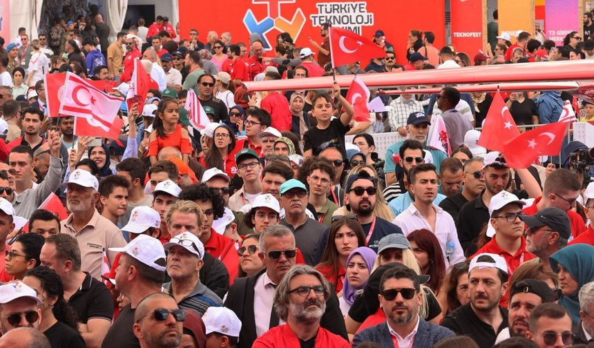 TEKNOFEST ilk gününde  ilk gününde 62 bin kişiyi ağırladı