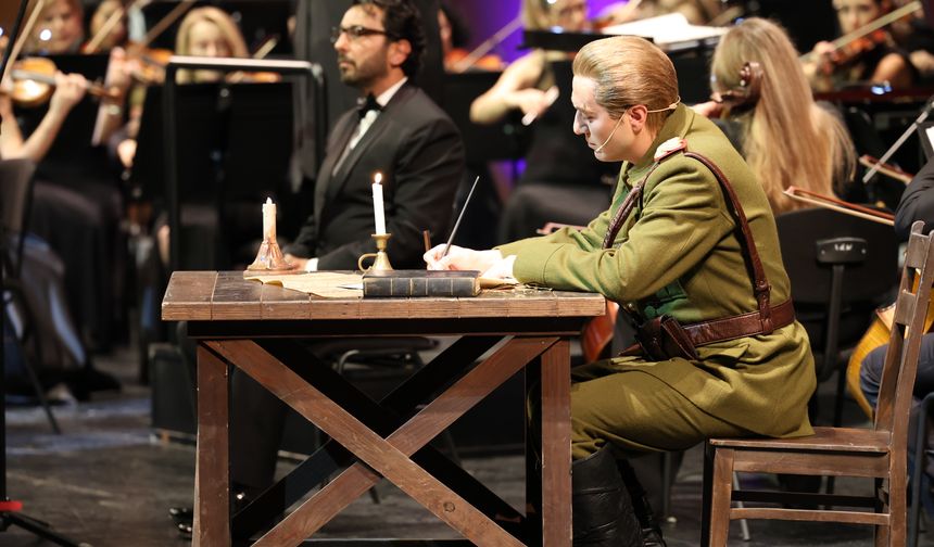 İDSO DenizBank Konserleri'nde Ulu Önder "Son Veda" eseriyle anıldı