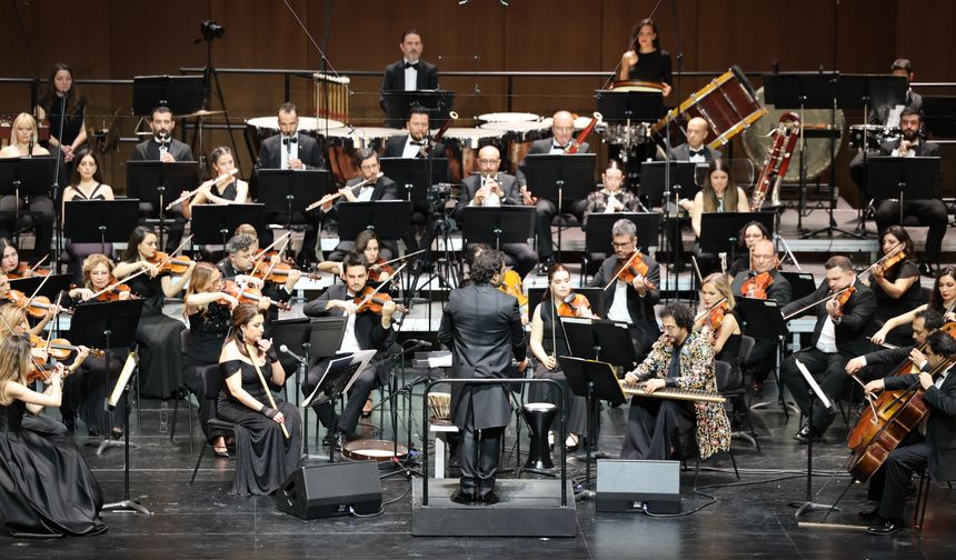 İstanbul Devlet Senfoni Orkestrası’ndan 80. yıla özel kutlama