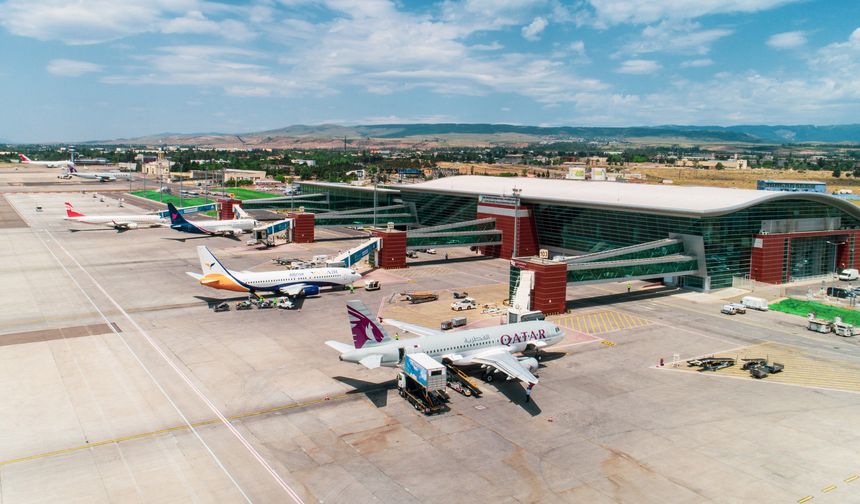 TAV’ın dört havalimanına hizmet kalitesi ödülü