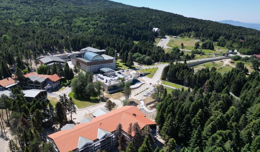 Bursa Business School’da Yapay Zeka ile Verimlilik Eğitimi Yoğun İlgi Gördü