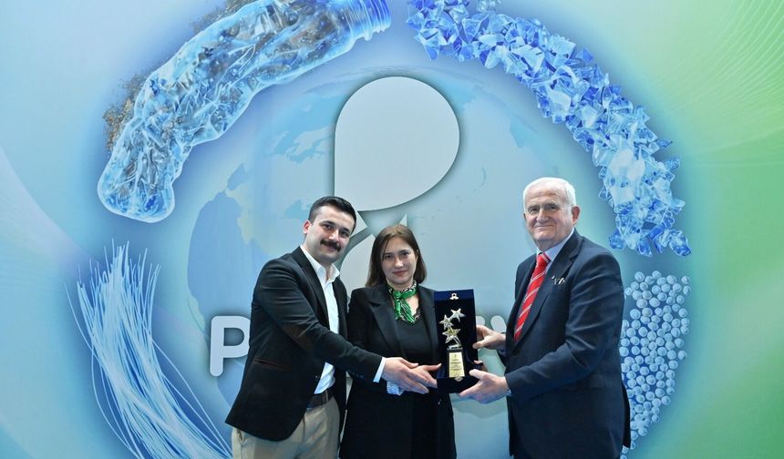 PAGÇEV Plastik Geri Dönüşüm Ödülleri’nde Recyloop Teknolojisine Ödül
