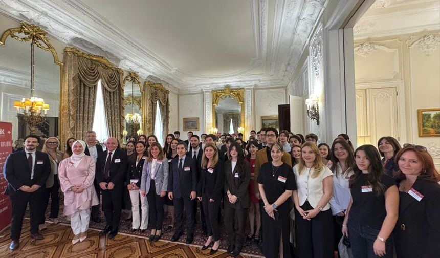 DEİK / Dünya Türk İş Konseyi, Genç Diaspora Birleşik Krallık Lansmanını Londra’da Düzenledi