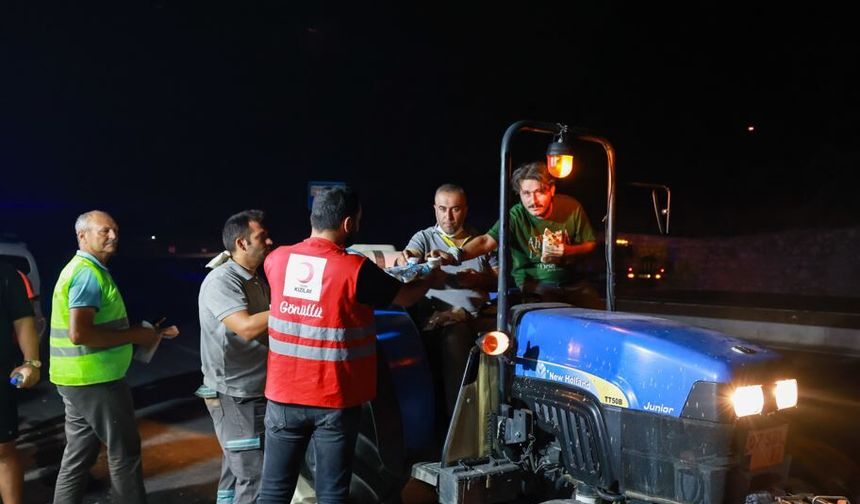 Türk Kızılay, Orman Yangınlarında 26 Noktada Sahada