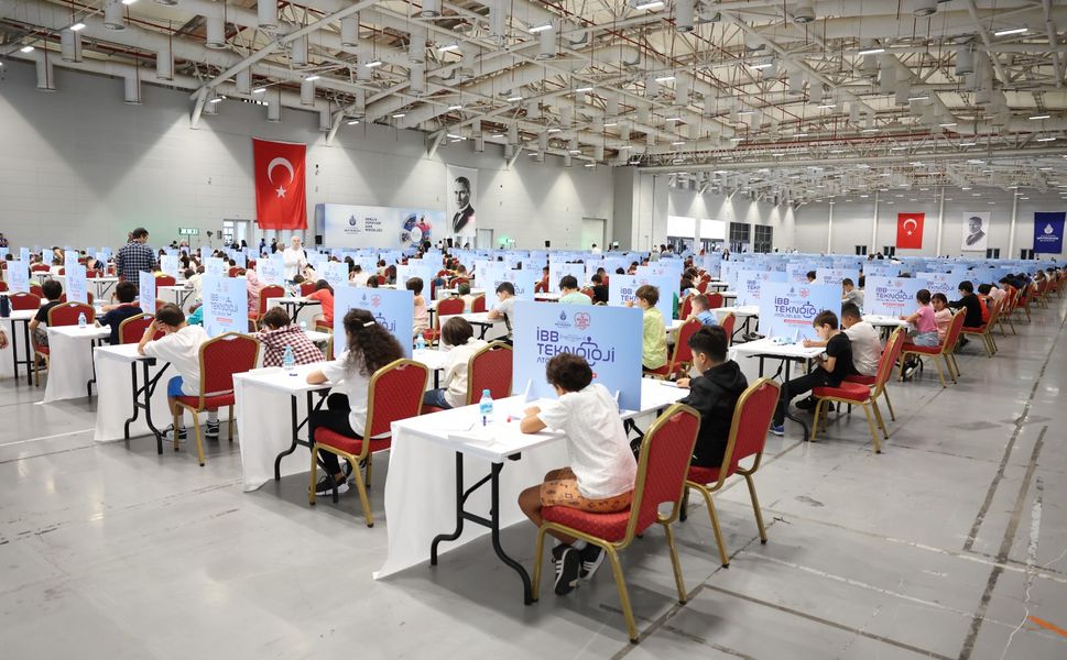 İBB teknoloji atölyeleri yeni döneme hazırlanıyor