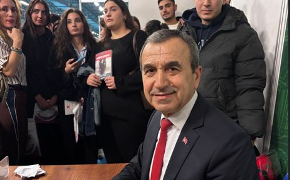 İnkılâp Kitabevi, İstanbul Kitap Fuarı’nda, seçkin yazarları okurlarla bir araya getirdi
