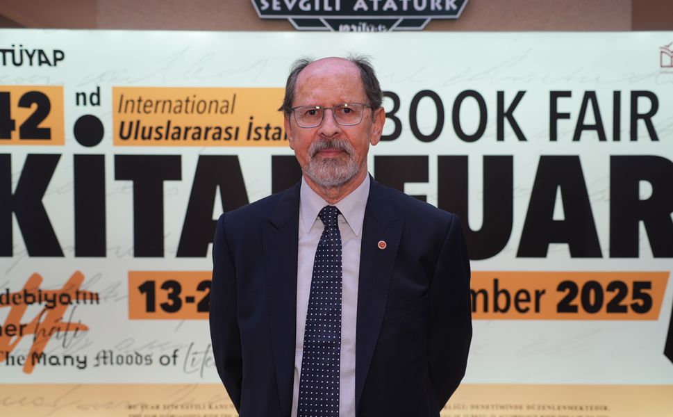 Türkiye Yayıncılar Birliği Başkanı Kenan Kocatürk, "İstanbul Kitap Fuarı yalnızca bir fuar değil, bir demokrasi şöleni"