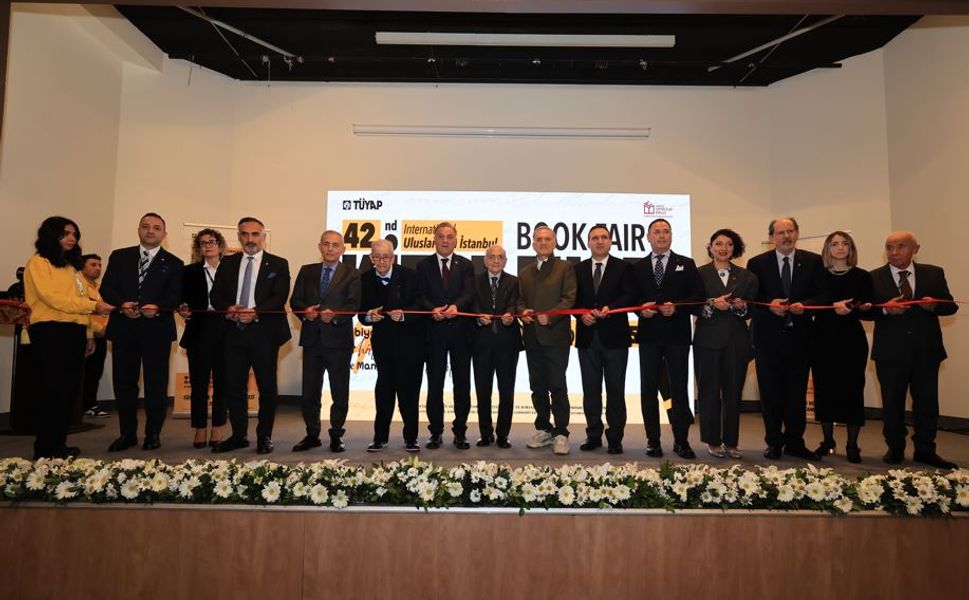 42. Uluslararası İstanbul Kitap Fuarı, 'Edebiyatın Her Hali' temasıyla kapılarını açtı