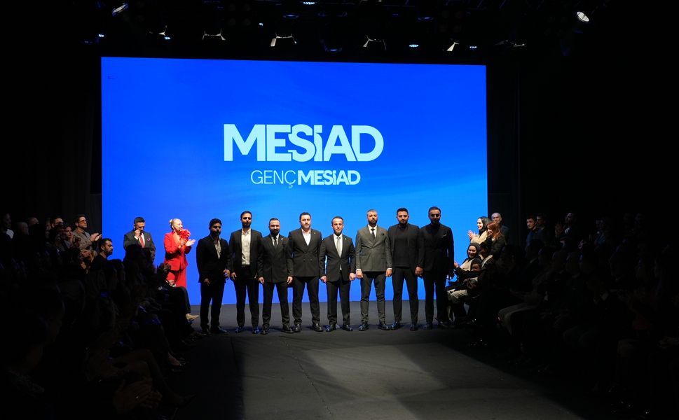 Merter modası "Genç MESİAD Gala Defilesi"nde sergilendi