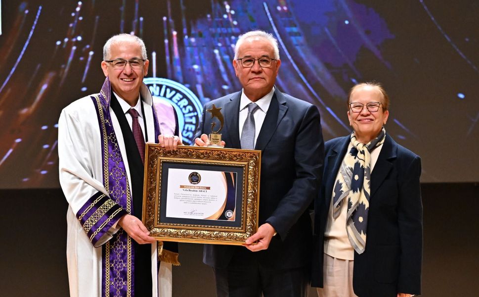 İKMİB Başkan Adayı Aracı’ya Kocaeli’de Çifte Ödül