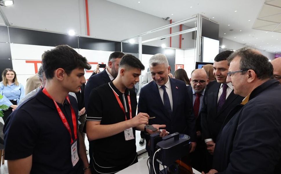 Ticaret Bakanı Ömer Bolat, “Ayakkabı ithalatındaki düşüş, uyguladığımız politikaların somut sonucudur”