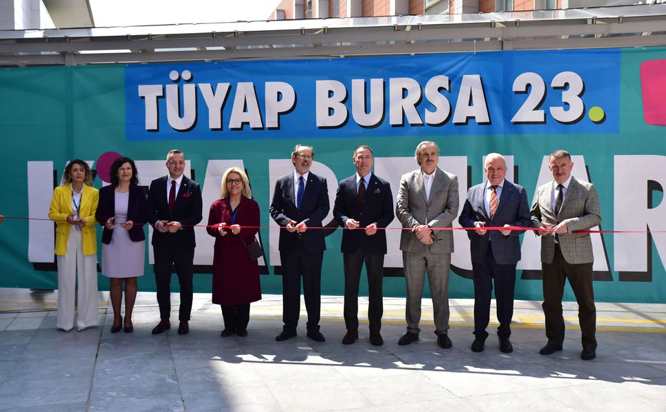 Bursa 23. Kitap Fuarı Ziyaretçilerine Kapılarını Açtı!