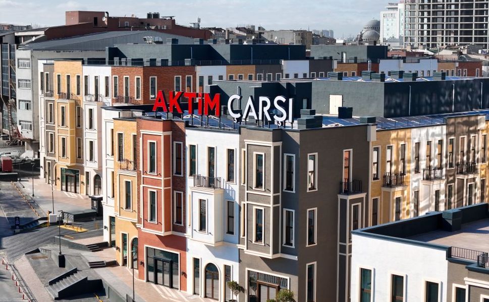 Küresel Çatışmalar Ticaretin Rotasını Değiştirdi, Türkiye Öne Çıktı