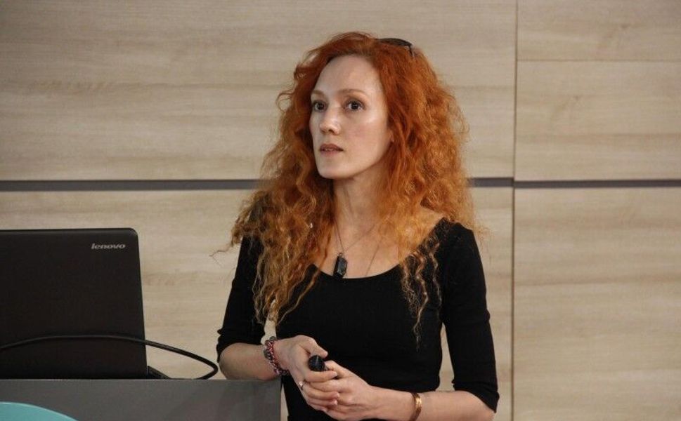 “MYth”, İzmir 9. Uluslararası Kadın Yönetmenler Festivali’nde Finalist