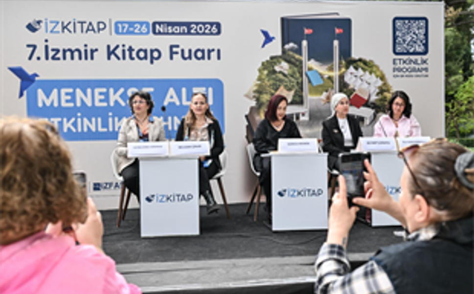 İZKİTAP - 7. İzmir Kitap Fuarı ziyaretçilerine kapılarını açtı