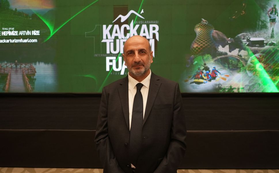 Rize Belediye Başkan Yardımcısı Abdulkadir Öksüz, "Çay Çarşısı’nda 5.000 metrekarelik turizm alanı oluşturacağız"