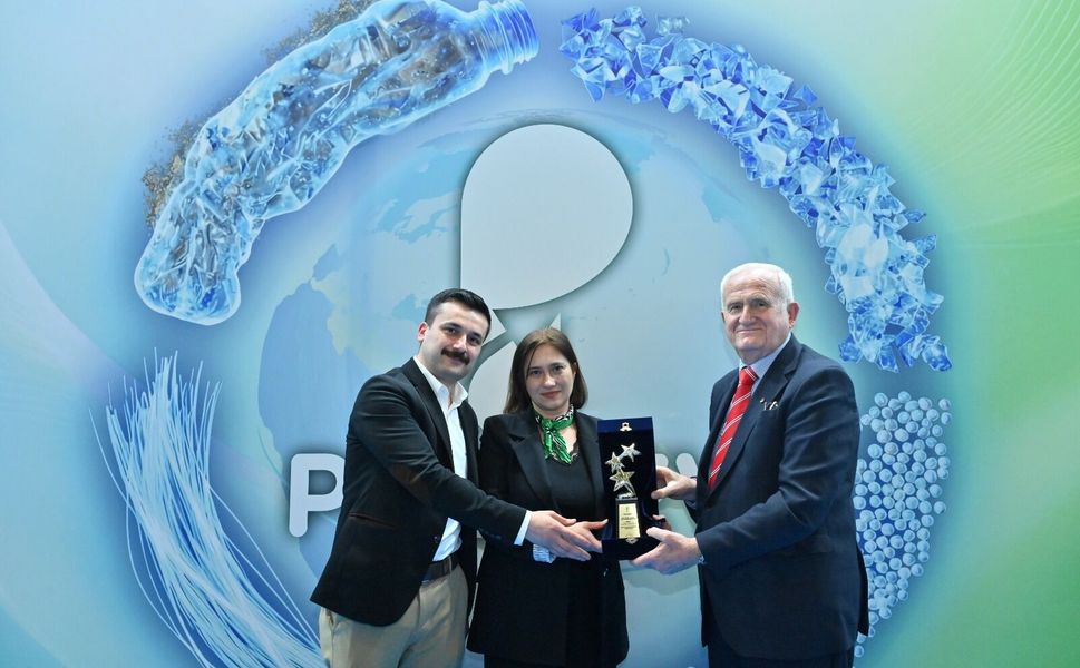 PAGÇEV Plastik Geri Dönüşüm Ödülleri’nde Recyloop Teknolojisine Ödül