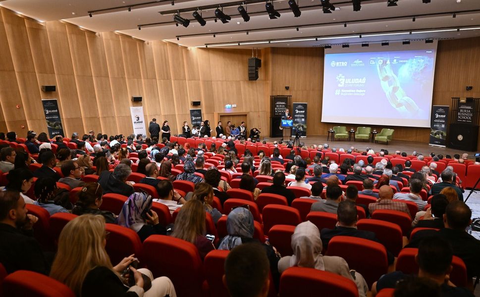 Uludağ Çevre Forumu’nun 3’üncüsü Bursa Business School’da Kapılarını Açtı