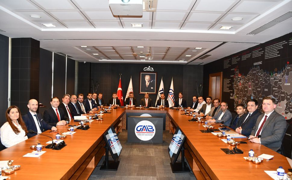 İskender Kaplan Halı Sektör Kurulu’nun Yeni Başkanı Seçildi