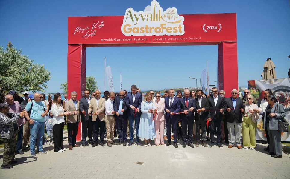 Ayvalık GastroFest, kapılarını büyük bir coşkuyla açtı