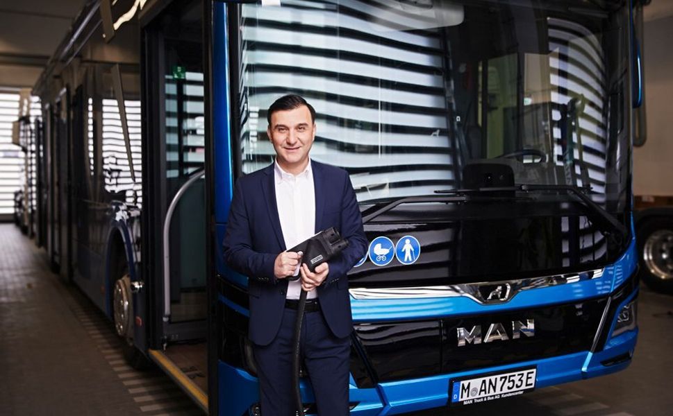 Barbaros Oktay ACEA Otobüs Bölümü Başkanı Oldu