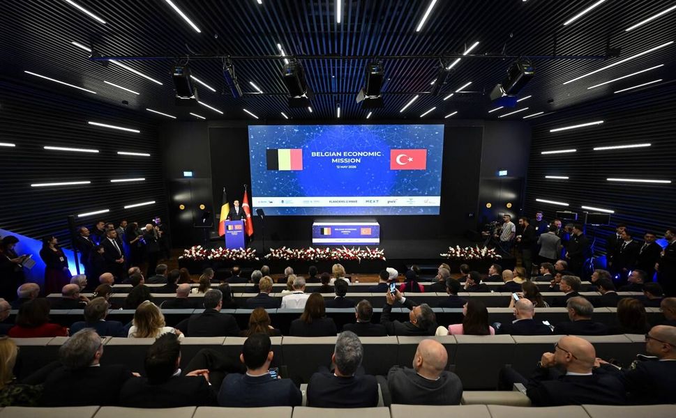 Bakan Kacır, İstanbul’da “Belçika-Türkiye Diyaloğu Paneli”ne katıldı