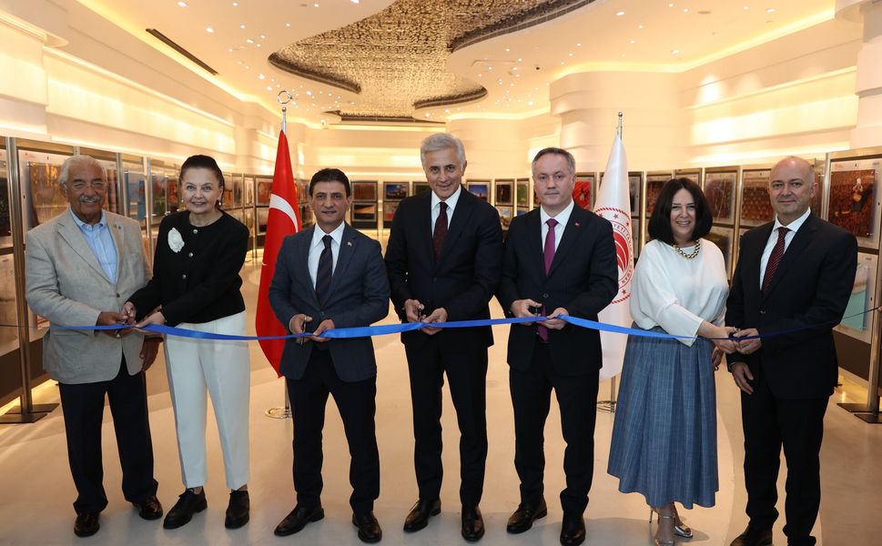 15. Uluslararası Tarım, Orman ve İnsan Fotoğraf Sergisi Galeri Deniz'de Ziyarete Açıldı