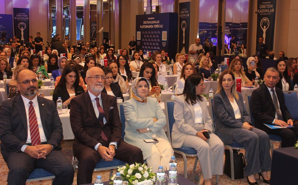 Halkbank Üreten Kadınlar Buluşmaları Kayseri’de Kadın Girişimcileri Bir Araya Getirdi