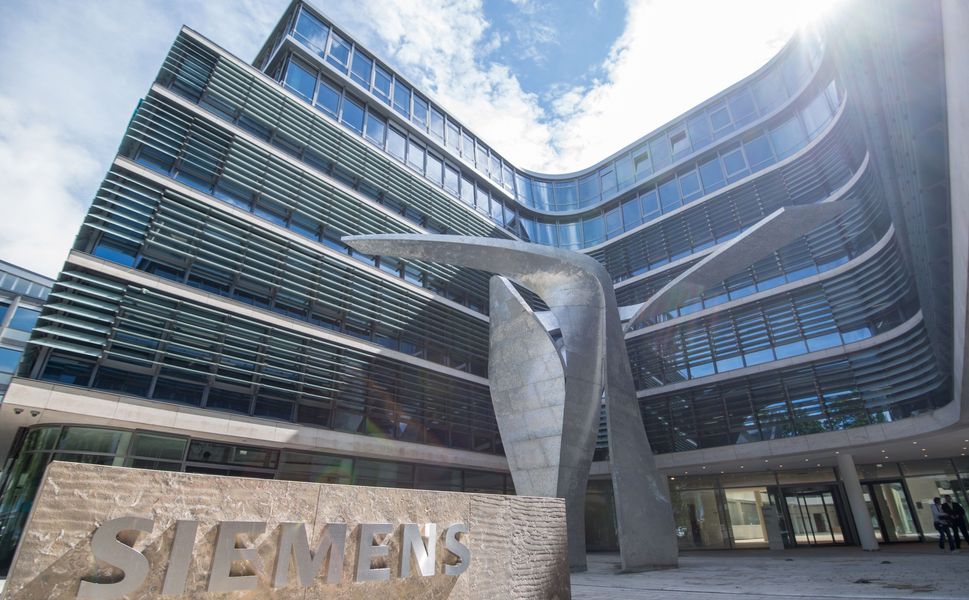 Siemens ve HD Hyundai'den yapay zeka destekli dijital tersaneler için milyonlarca dolarlık stratejik anlaşma