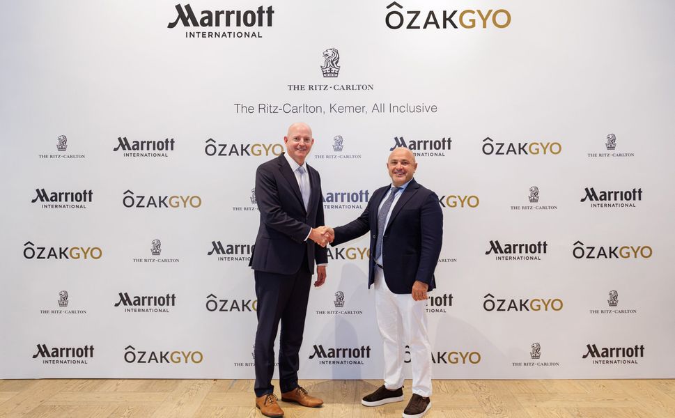 Özak GYO ve Marriott International “The Ritz-Carlton, Kemer, All Inclusive” için Anlaşma İmzaladı