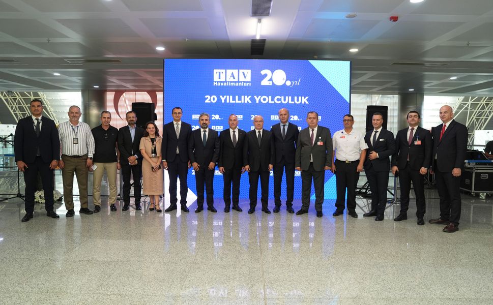 TAV Havalimanları İzmir’de 20. yılını kutluyor
