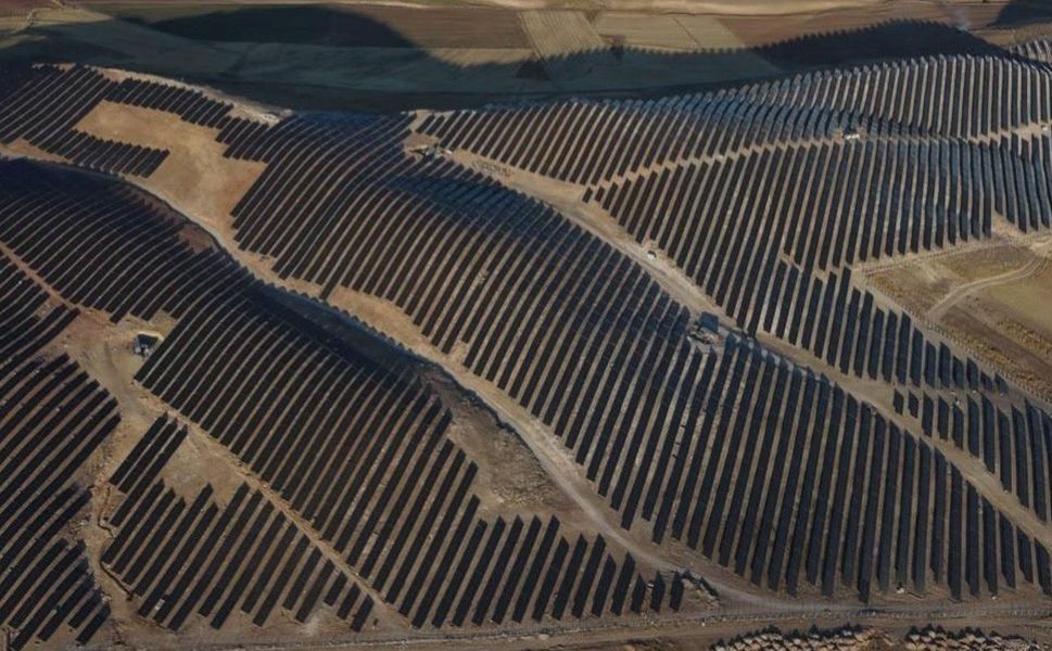 Aksa Enerji, Kırşehir Alıç Depolamalı GES’te Ticari Üretim Başladı