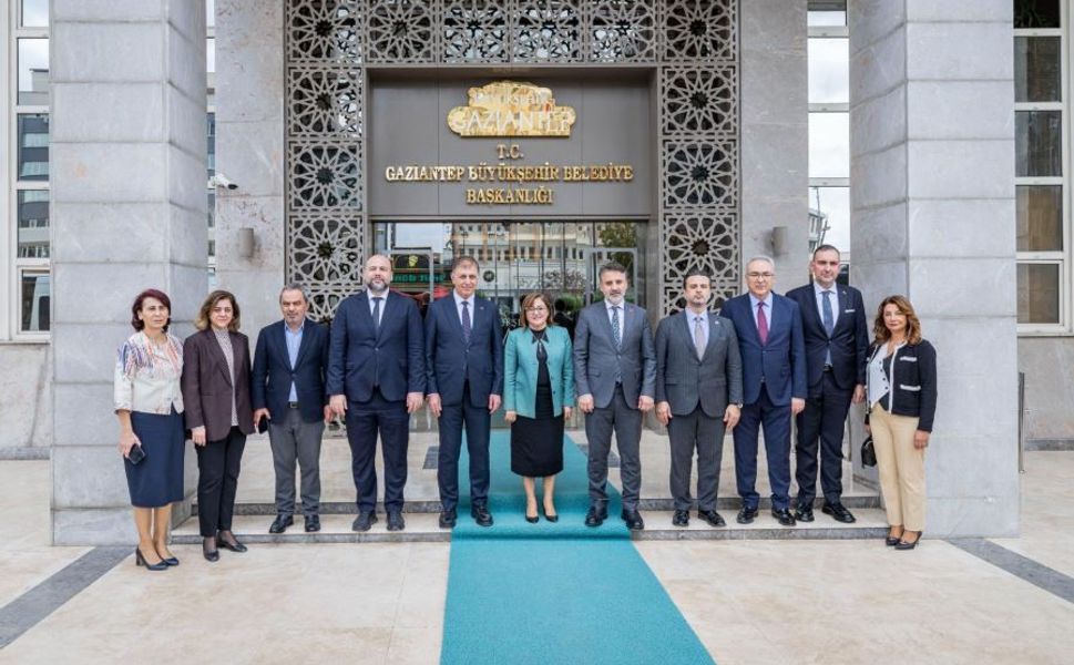 İzmir-Gaziantep zirvesinde iş birliği mesajı