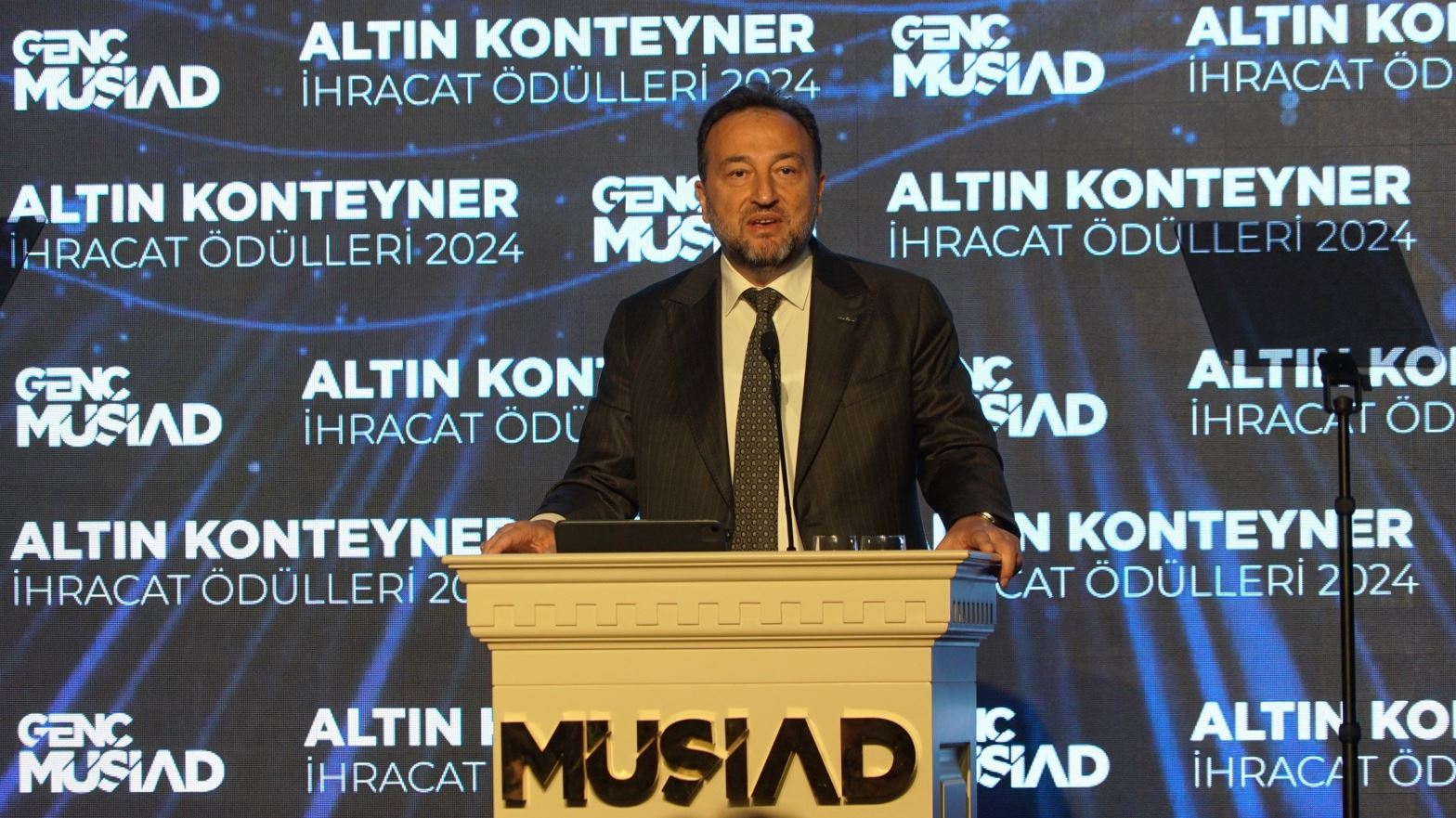 Mahmtu Asmalı