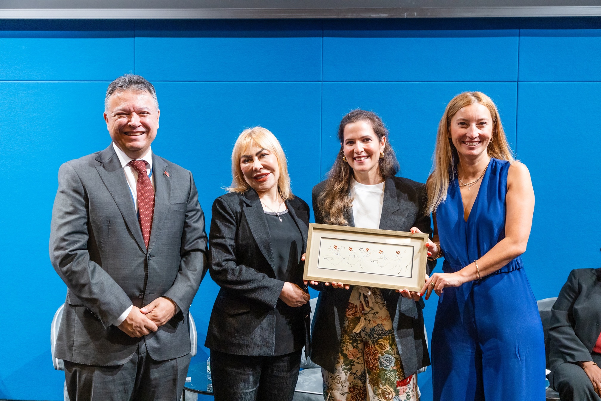 T Ü R K O N F E D Görsel1