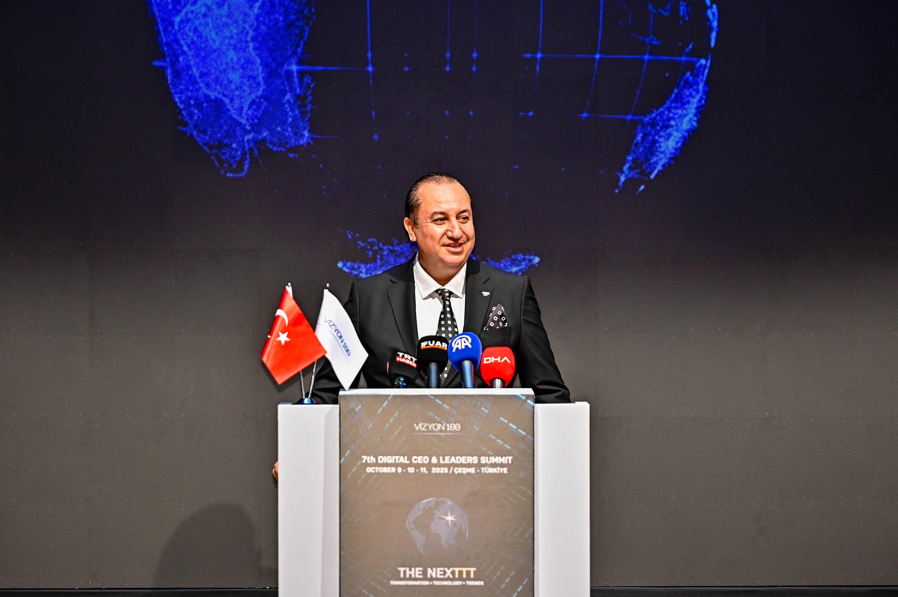 Vizyon 100 Danışma Kurulu Başkanı Bülent Kutlu