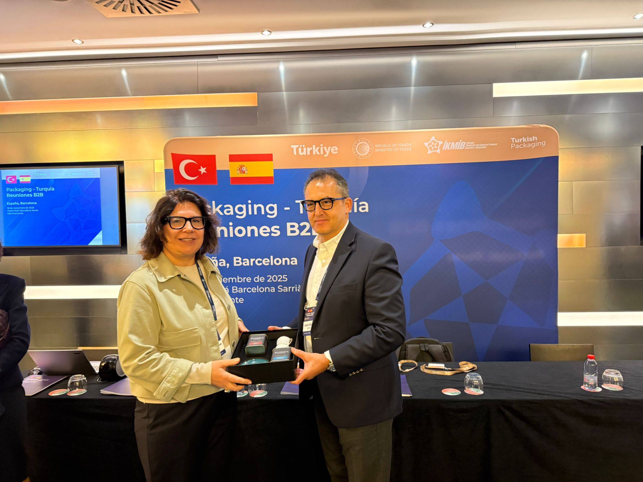 1764323852 Ticaret Ate Esi