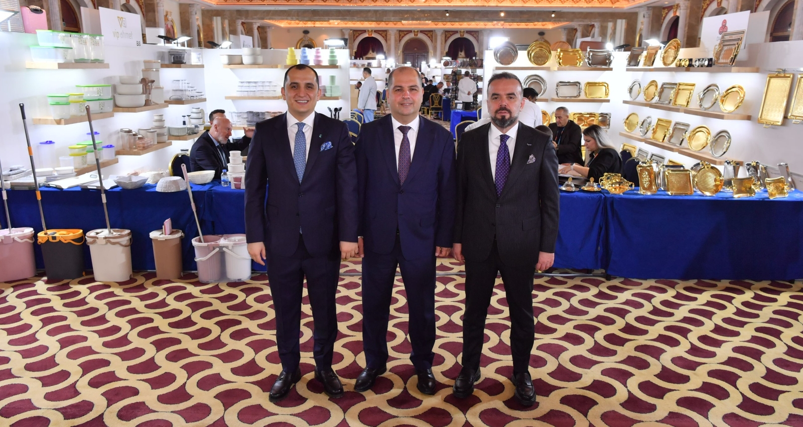 23'Üncü Uluslararası Ev Eşyaları Zirvesi Soldan Sağa Talha Özger Tayfun Kılıç Burak Önder