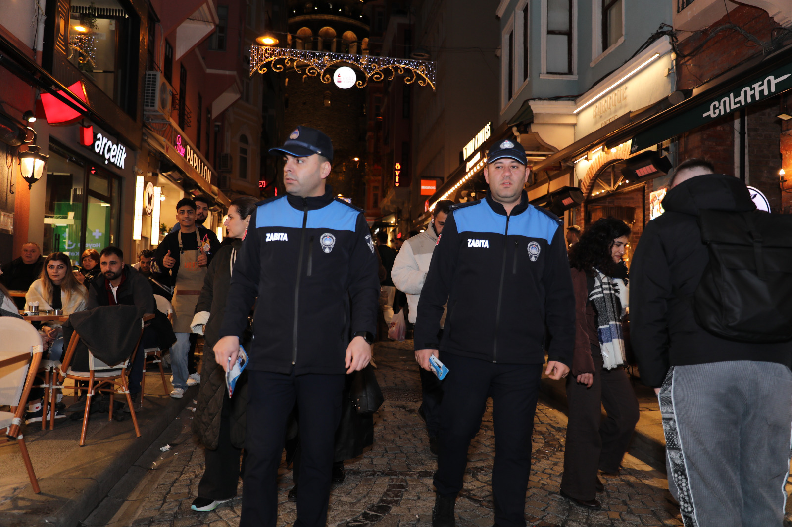 1766832634 Y I L A I T E D B R L E R 4