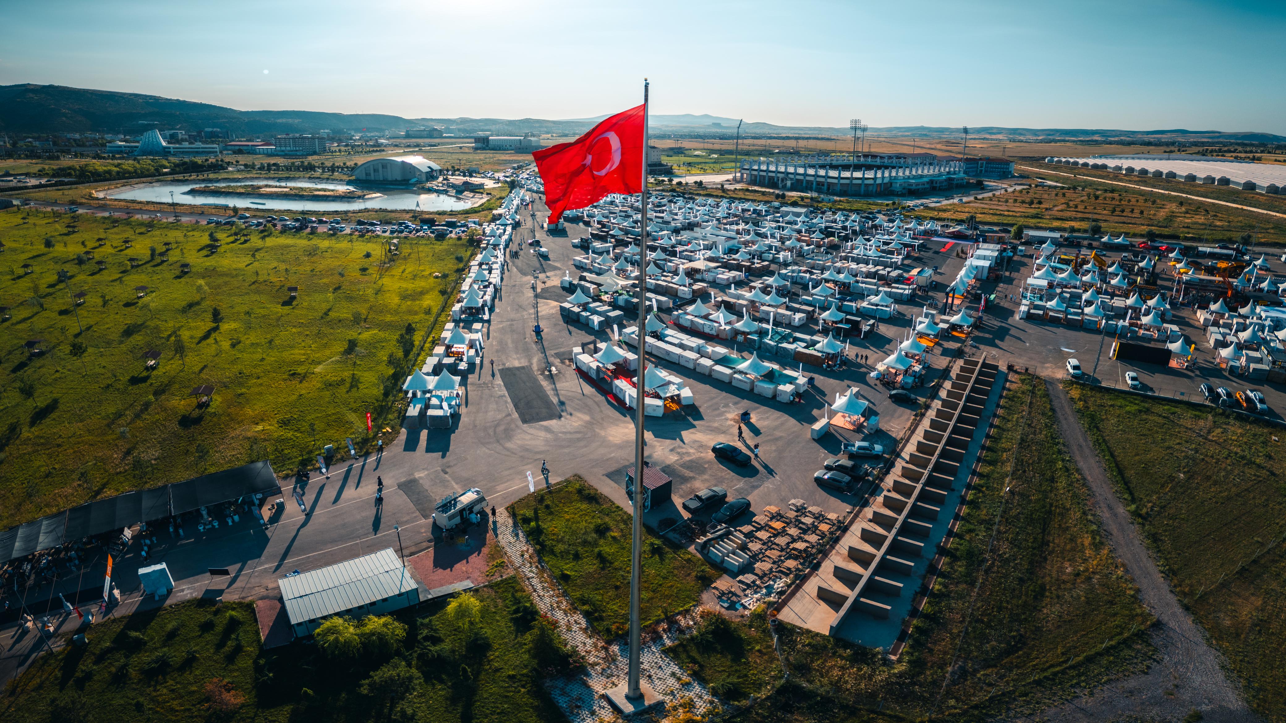 1769757922 1751009537 Fuar Alan